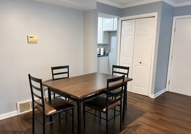 image of 2000 Tall Oaks Dr #1A, Aurora, IL 60505 | MLS# 12737364