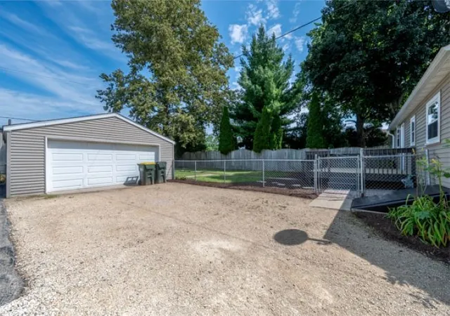 Photo 3 of Single family home for sale at 539 Central Ave, Genoa, IL 60135 | MLS# 12737398 | Listing updated on 2026-09-06