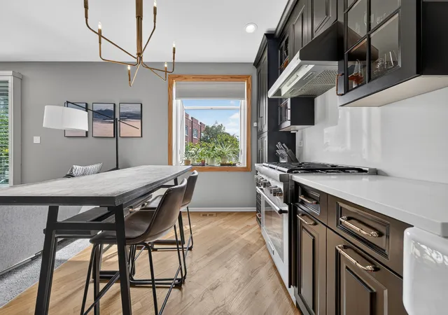 5th image of 1777 W Altgeld St #C, Chicago, IL 60614 | MLS# 12737440