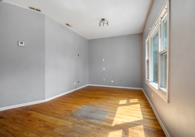 Photo 4 of Single family home for sale at 3450 W Walnut St, Chicago, IL 60624 | MLS# 12737478 | Listing updated on 2026-09-02