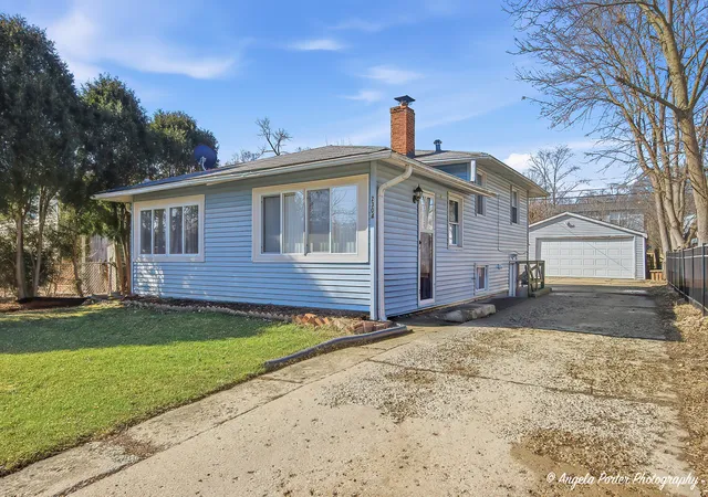 Photo 2 of Single family home for sale at 2304 Dickey Ave, North Chicago, IL 60064 | MLS# 12737529 | Listing updated on 2026-10-01