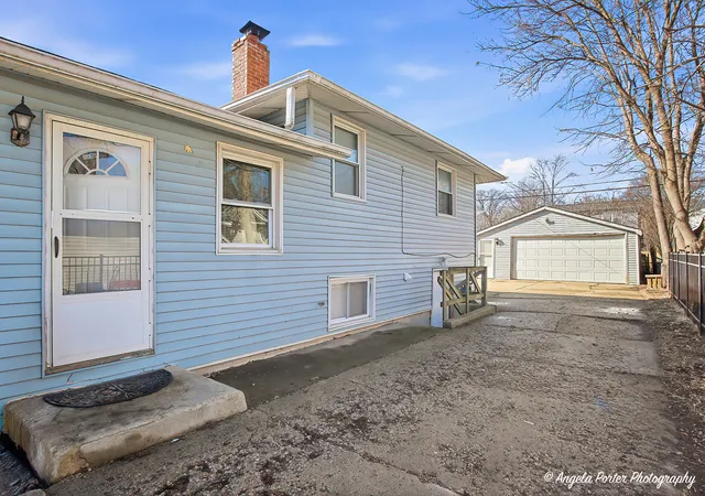 Photo 3 of Single family home for sale at 2304 Dickey Ave, North Chicago, IL 60064 | MLS# 12737529 | Listing updated on 2026-10-01