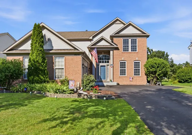2nd image of 4050 Bunker Hill Dr, Algonquin, IL 60102 | MLS# 12737596