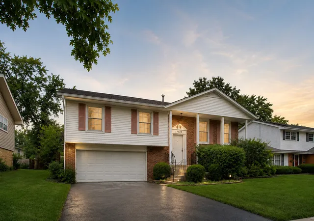 1st image of 17730 Cherrywood Ln, Homewood, IL 60430 | MLS# 12737610