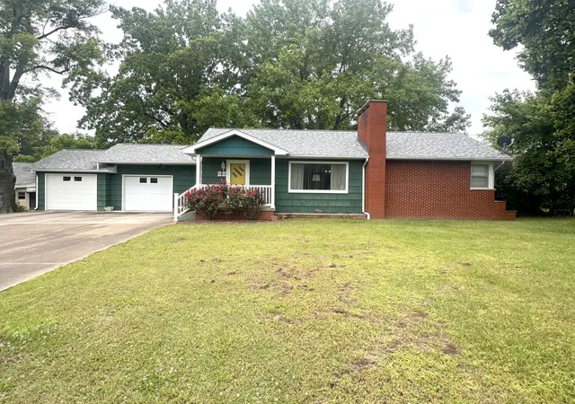 Photo 1 of Single family home for sale at 22 Old Brick Rd, Murphysboro, IL 62966 | MLS# 12737636 | Listing updated on 2026-08-25
