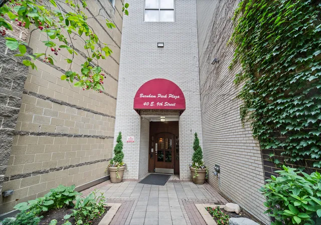 Photo 1 of Condo for sale at 40 E 9th Street #1907, Chicago, IL 60605 | MLS# 12737658 | Listing updated on 2026-08-25