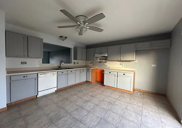 5th image of 536 Meadow Lily Dr, Joliet, IL 60431 | MLS# 12737661