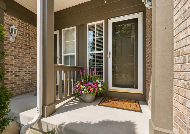 Photo 2 of Townhouse for sale at 2752 Whitlock Dr, Darien, IL 60561 | MLS# 12737671 | Listing updated on 2026-08-25