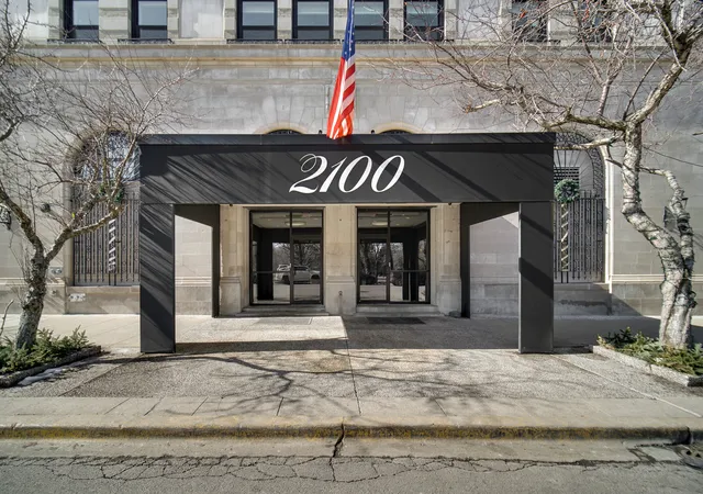 Photo 2 of Condo for sale at 2100 N Lincoln Park W Ave #7FN, Chicago, IL 60614 | MLS# 12737680 | Listing updated on 2026-08-25