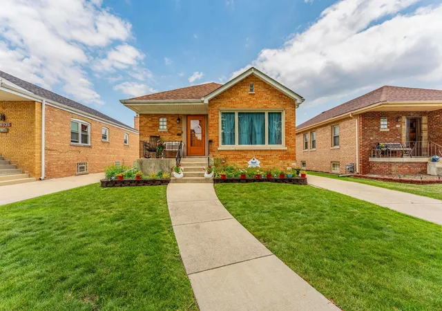Photo 1 of Sale Pending at 9327 S Avers Ave, Evergreen Park, IL 60805 | MLS# 12737725 | Listing updated on 2026-08-27