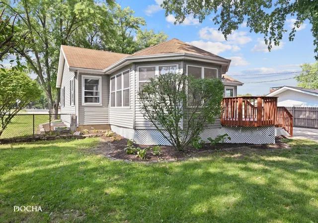 image of 312 Oak St, North Aurora, IL 60542 | MLS# 12737731