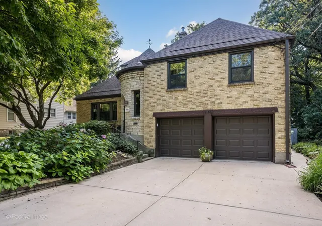 2nd image of 1170 Logan Ave, Elgin, IL 60120 | MLS# 12737835