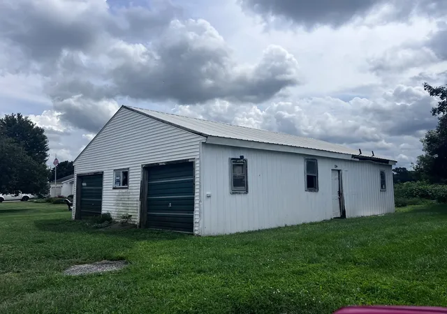 5th image of 422 N Evergreen St, Onarga, IL 60955 | MLS# 12737854