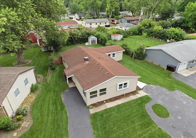 5th image of 693 Minerva Ave, Wauconda, IL 60084 | MLS# 12737868
