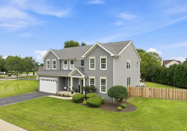 2nd image of 6523 Midleton Ln, Mc Henry, IL 60050 | MLS# 12737896