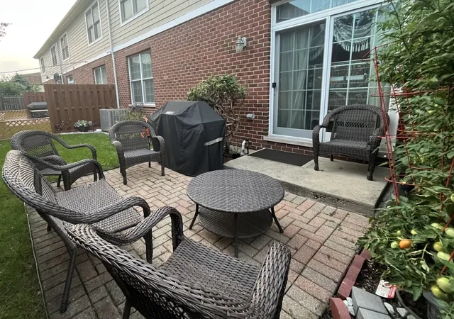 Photo 3 of Townhouse for sale at 992 W Irving Park Rd, Bensenville, IL 60106 | MLS# 12737926 | Listing updated on 2026-09-03