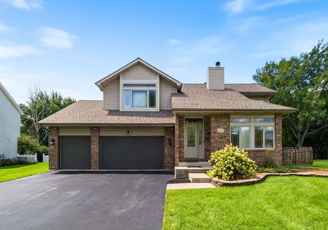 1st image of 637 Otter Wy, Oswego, IL 60543 | MLS# 12737930