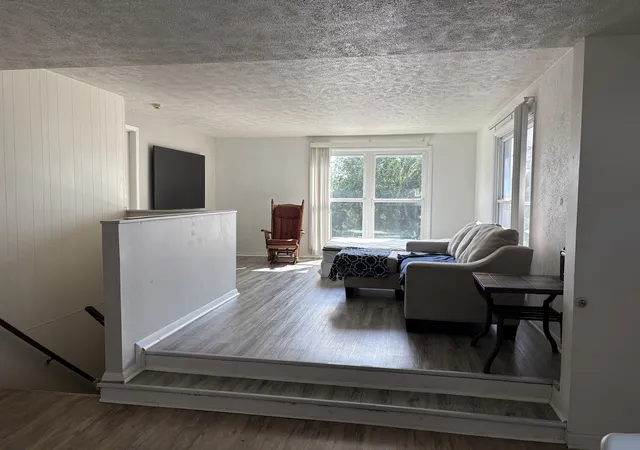 5th image of 407 N Center St, Joliet, IL 60435 | MLS# 12737947