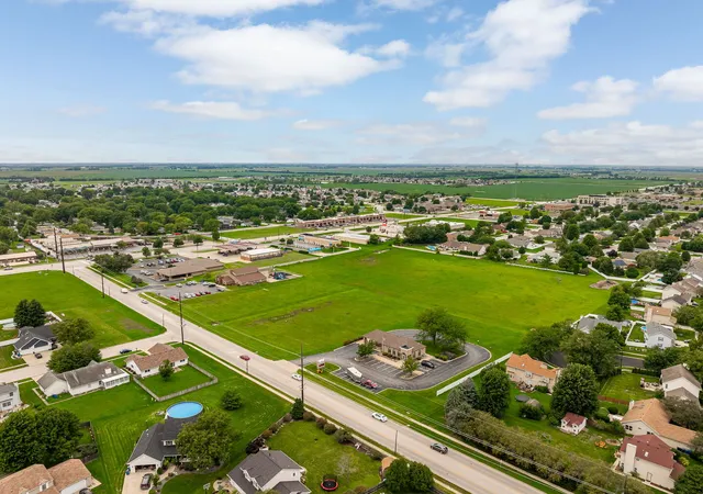 15th image of 570 Meadows Rd, Bourbonnais, IL 60914 | MLS# 12737948
