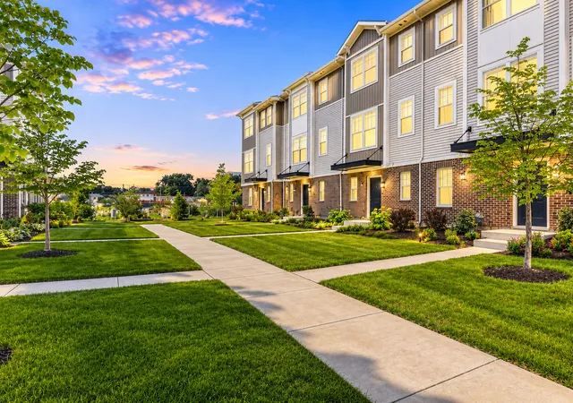 3rd image of 1035 Wren Rd, Des Plaines, IL 60018 | MLS# 12737949