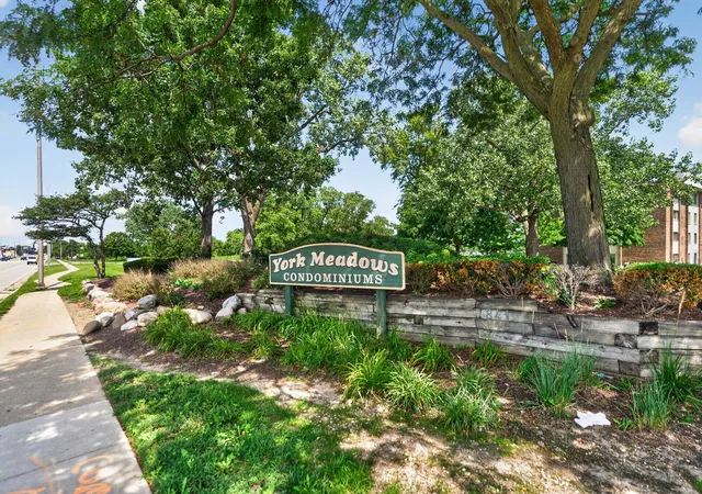 Photo 16 of Condo for sale at 841 N York St #428, Elmhurst, IL 60126 | MLS# 12737960 | Listing updated on 2026-08-26