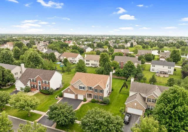 41st image of 1813 Trevino Cir, Bolingbrook, IL 60490 | MLS# 12738002