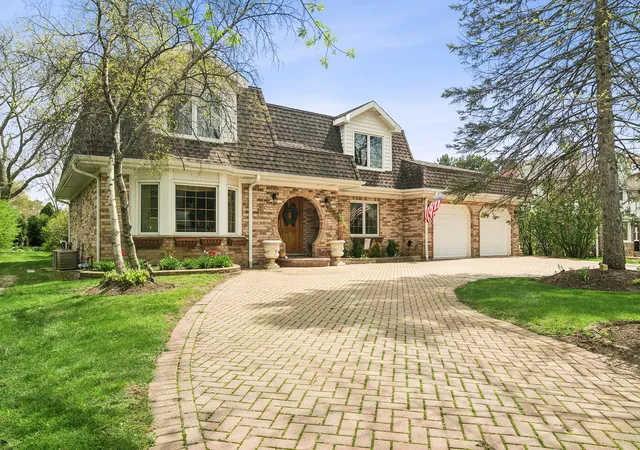 1st image of 803 Waltz Ct, Prospect Heights, IL 60070 | MLS# 12738018