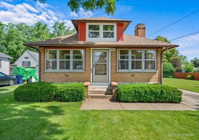 2nd image of 746 Parkway Ave, Elgin, IL 60120 | MLS# 12738031