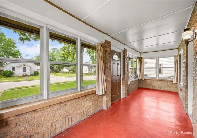 5th image of 746 Parkway Ave, Elgin, IL 60120 | MLS# 12738031