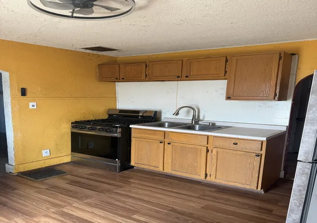 Photo 3 of Sale Pending at 717 Railroad St, Beardstown, IL 62618 | MLS# 12738068 | Listing updated on 2026-08-28