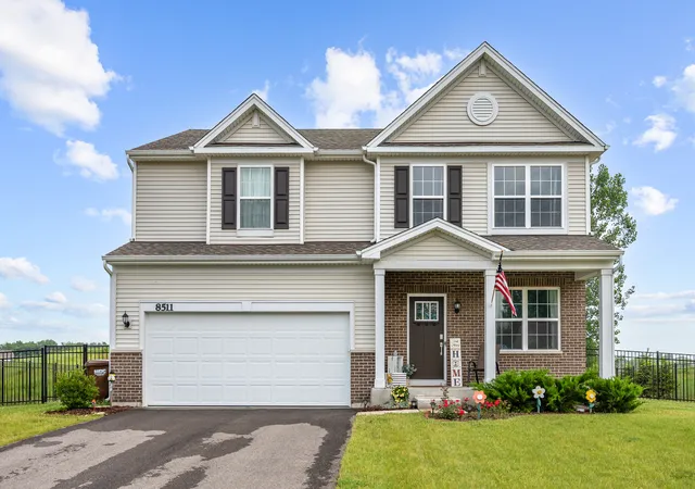 2nd image of 8511 White Oaks Ct, Wonder Lake, IL 60097 | MLS# 12738081
