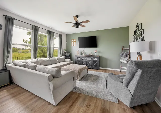 3rd image of 8511 White Oaks Ct, Wonder Lake, IL 60097 | MLS# 12738081