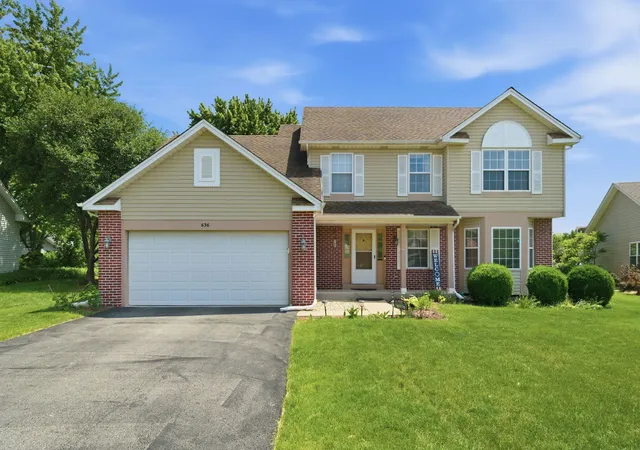 2nd image of 636 Briarwood Ln, Oswego, IL 60543 | MLS# 12738086