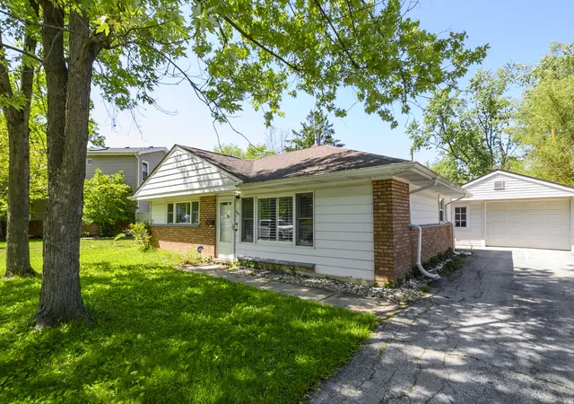 1st image of 336 Mohawk St, Park Forest, IL 60466 | MLS# 12738101