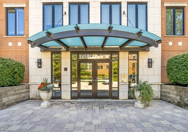 Photo 3 of Condo for sale at 145 S York St #420, Elmhurst, IL 60126 | MLS# 12738145 | Listing updated on 2026-08-26