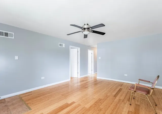 3rd image of 14732 Dorchester Ave, Dolton, IL 60419 | MLS# 12738180