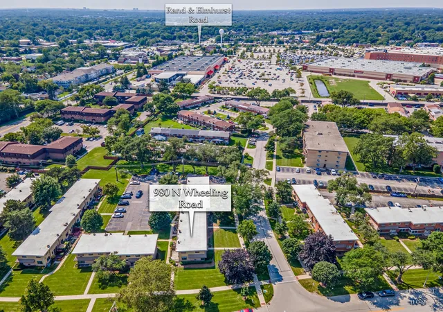 Photo 2 of Townhouse for sale at 980 N Wheeling Rd, Mount Prospect, IL 60056 | MLS# 12738195 | Listing updated on 2026-09-25
