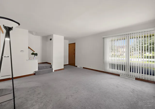 Photo 3 of Townhouse for sale at 980 N Wheeling Rd, Mount Prospect, IL 60056 | MLS# 12738195 | Listing updated on 2026-09-25