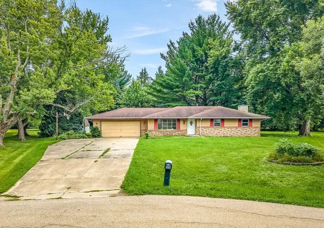1st image of 3919 Falling Leaf Dr, Rockford, IL 61109 | MLS# 12738216