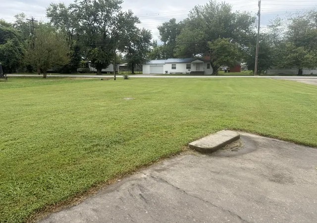 Photo 3 of Land for sale at 1015 East 7th St, Metropolis, IL 62960 | MLS# 12738220 | Listing updated on 2026-08-26