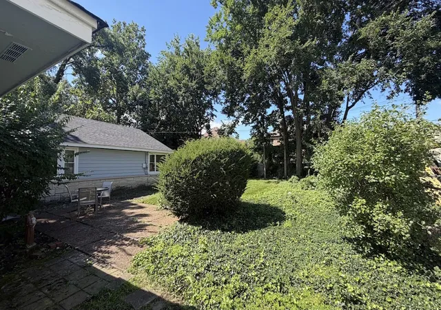 Photo 3 of Land for sale at 2164 Manor Ln, Park Ridge, IL 60068 | MLS# 12738272 | Listing updated on 2026-08-27