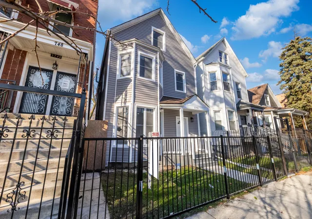 Listing Photo 3 - Condo for sale in building located at 5746 S Paulina St, Chicago, IL 60636