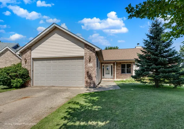 1st image of 507 E Rennesoy Dr, Newark, IL 60541 | MLS# 12738296