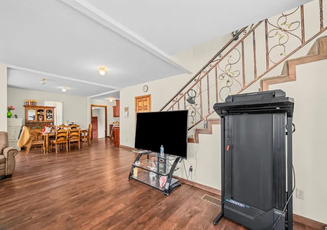 5th image of 904 N Prospect St, Rockford, IL 61107 | MLS# 12738306
