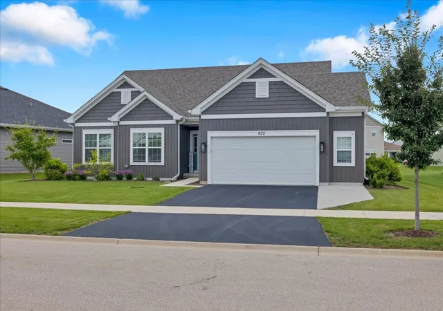 2nd image of 635 Maplewood Cir, Elburn, IL 60119 | MLS# 12738340
