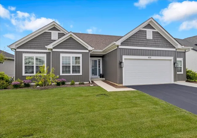 3rd image of 635 Maplewood Cir, Elburn, IL 60119 | MLS# 12738340