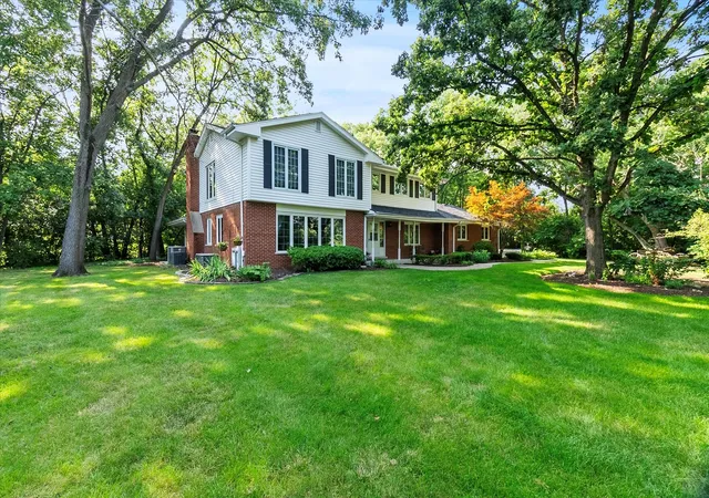5th image of 3 Old Creek Rd, Palos Park, IL 60464 | MLS# 12738390