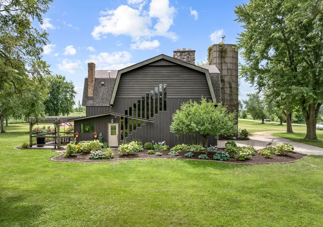 Photo 1 of Single family home for sale at 34066 Myelle Rd, Kingston, IL 60145 | MLS# 12738398 | Listing updated on 2026-08-31