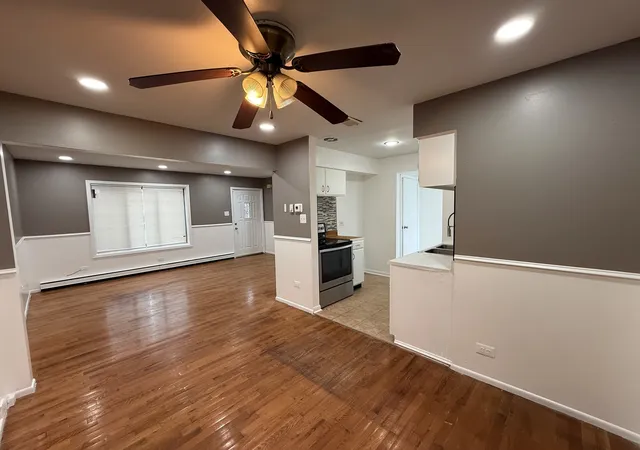 Photo 4 of Townhouse for sale at 18w123 Kirkland Ln, Villa Park, IL 60181 | MLS# 12738421 | Listing updated on 2026-09-22