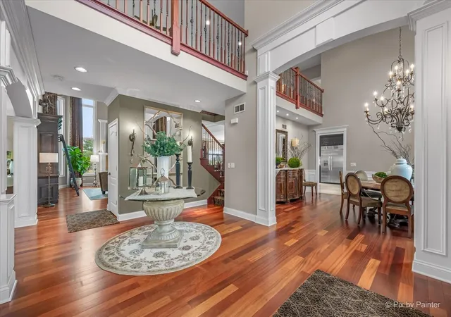 3rd image of 9N773 Old Mill Ct, Elgin, IL 60124 | MLS# 12738425